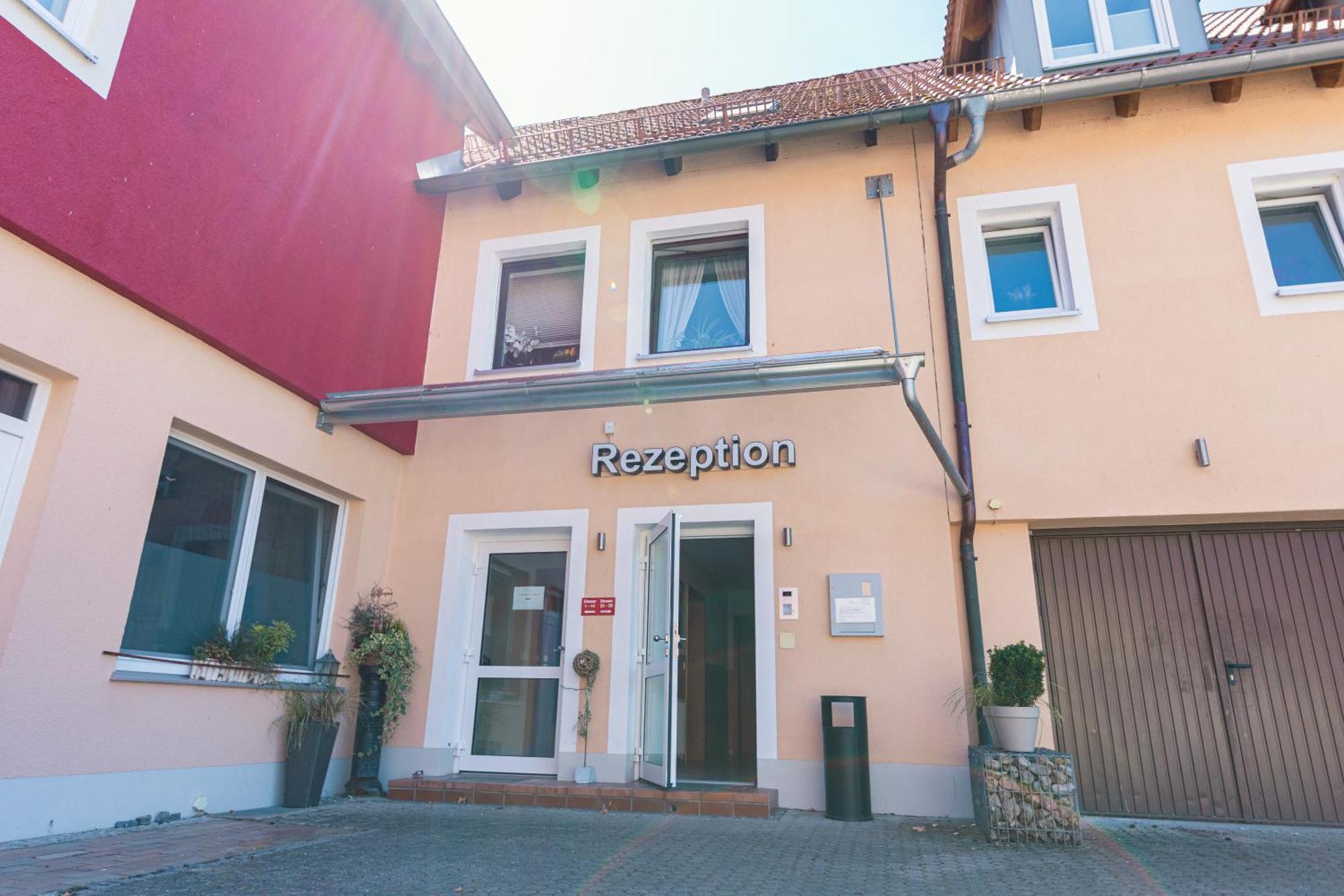 Fruehstueckspension Spitzauer Nittendorf 외부 사진